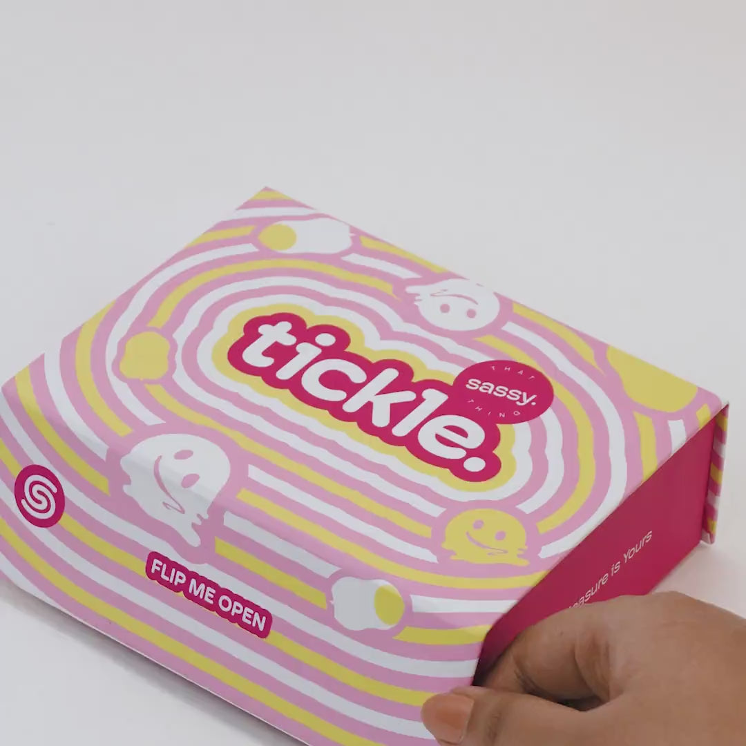 Tickle tongue massager box packaging